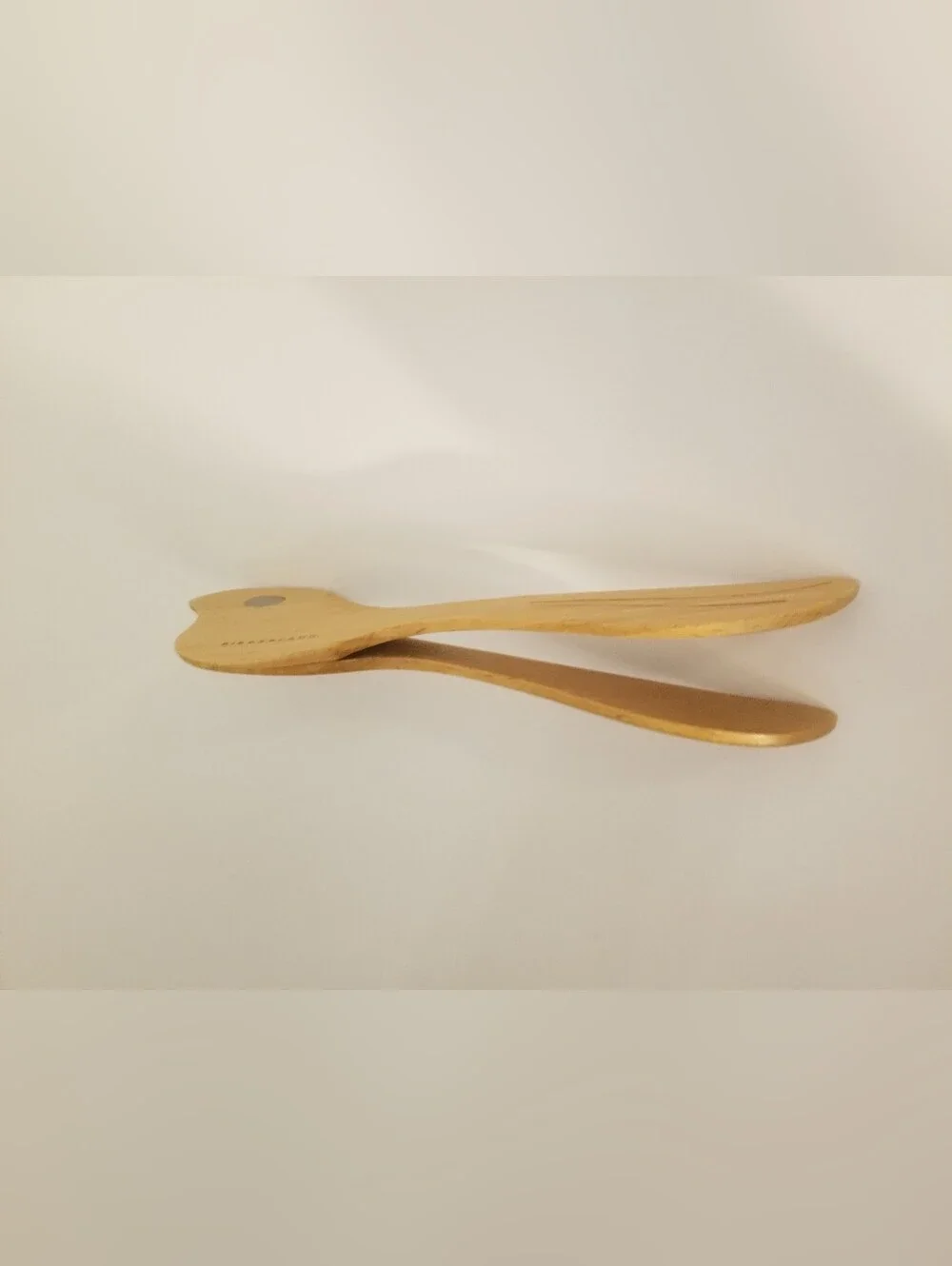 Kikkerland Natural Brown Beachwood Wooden Bird Toaster Tongs Magnetic